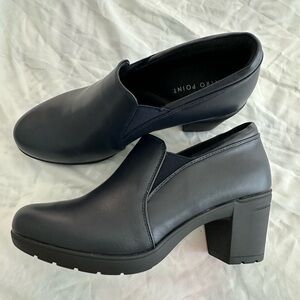 Centro Point BRAND NEW Women's Navy Block Heel Shoes